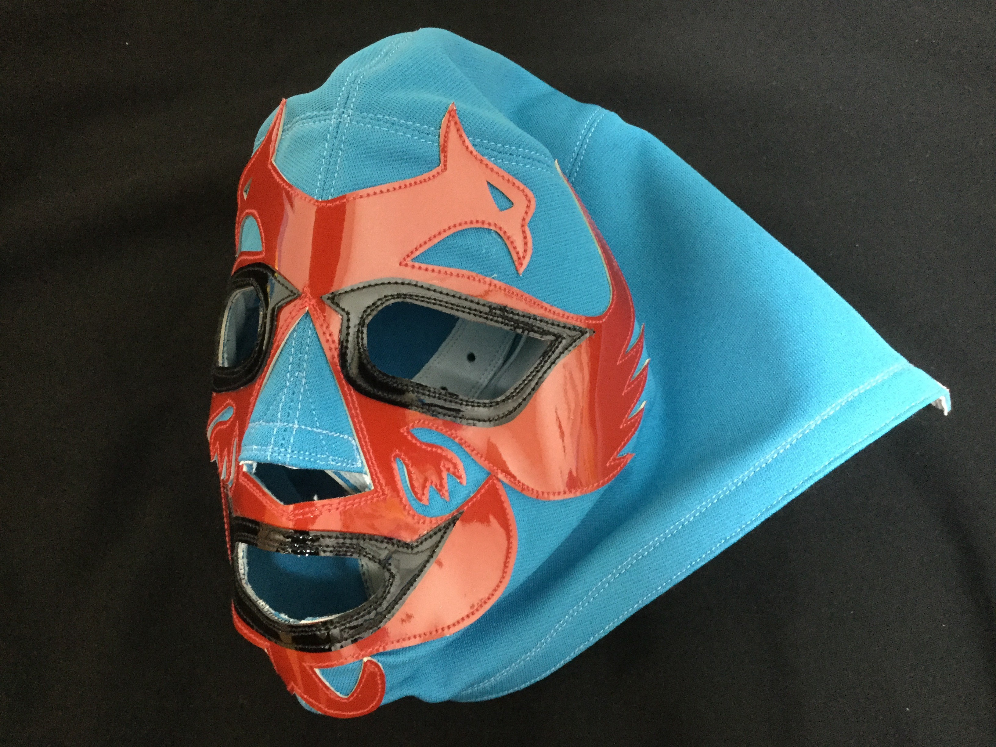ドスカラスの型紙の違い。 | メキシカンマスクの魅力