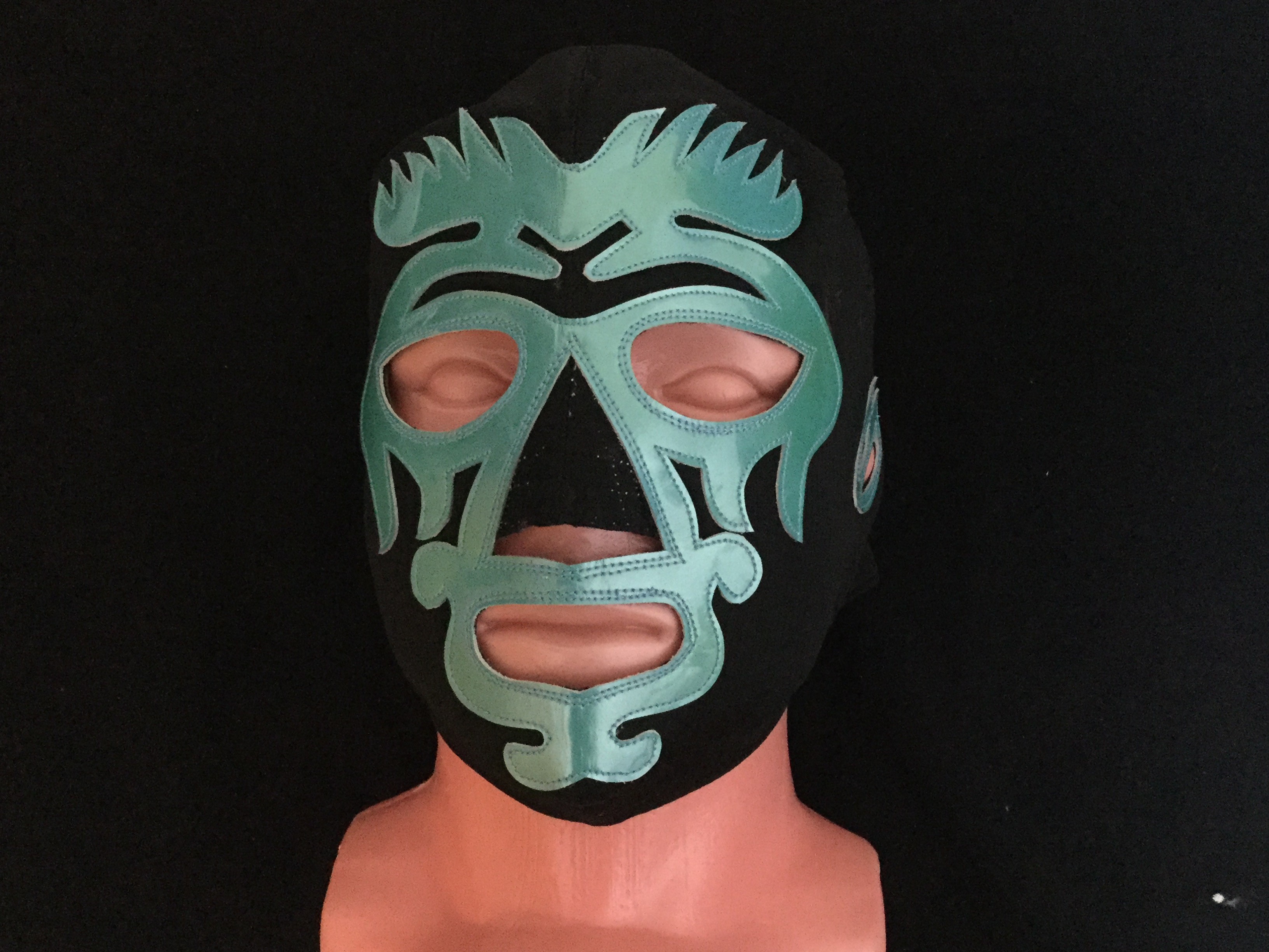 マノ・ネグラ（Mano Negra) | メキシカンマスクの魅力